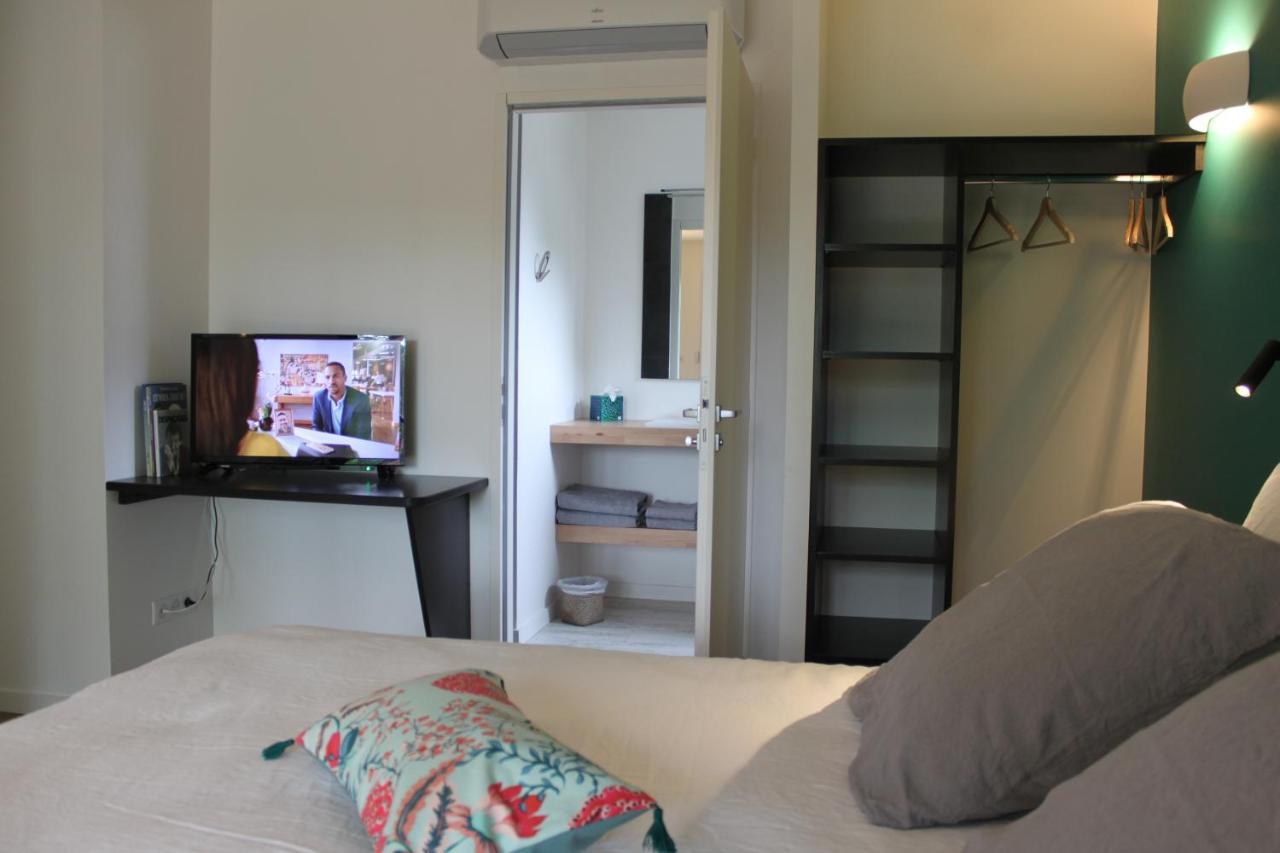 Bread Et Couette Bed & Breakfast Lyon Exterior photo
